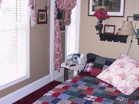 Lockheart Gables Romantic Bed & Breakfast 3*